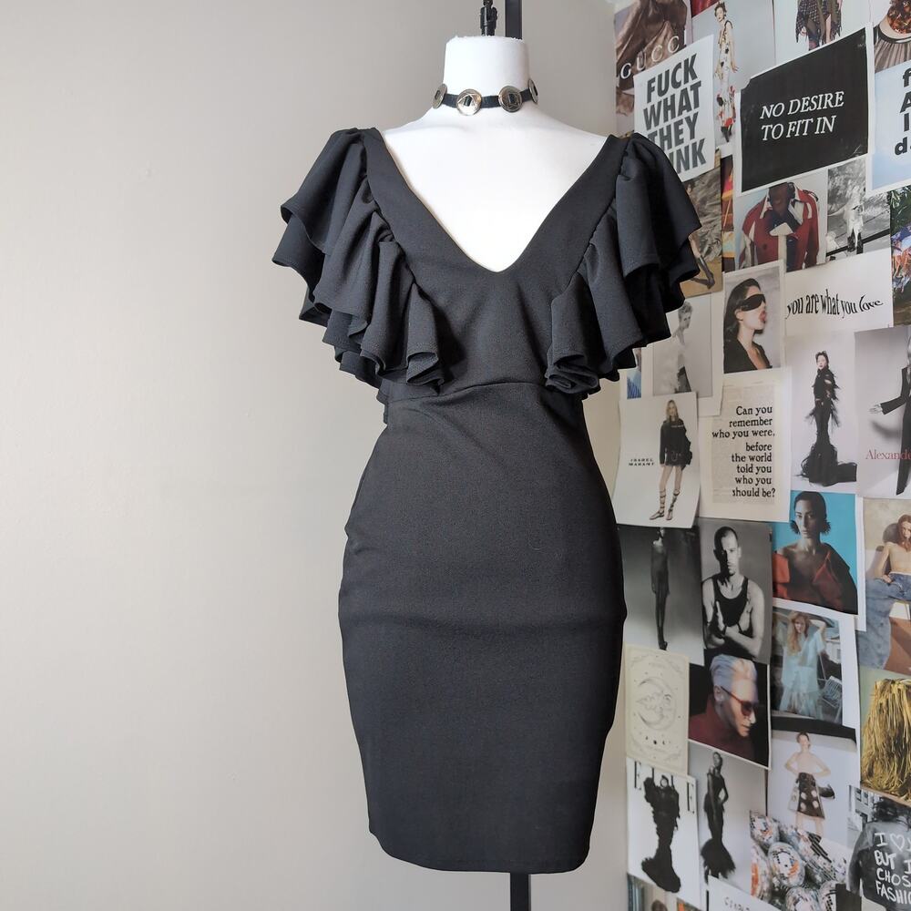 Ruffled V Neck Bodycon Glam Dress